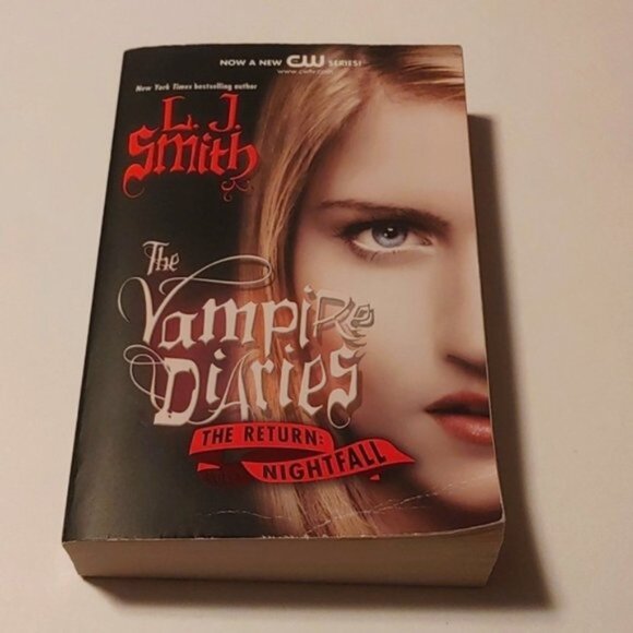 3/$13 Nightfall. Book 1 in Vampire Diaries: The Return series by L J Smi… - Picture 2 of 8